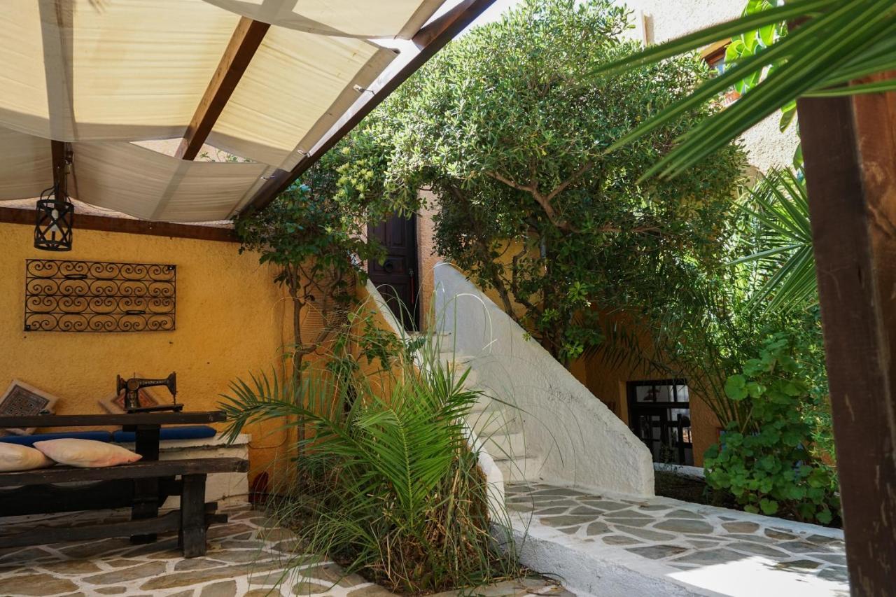 Vagia Traditional, Aegina Island Bagian luar foto