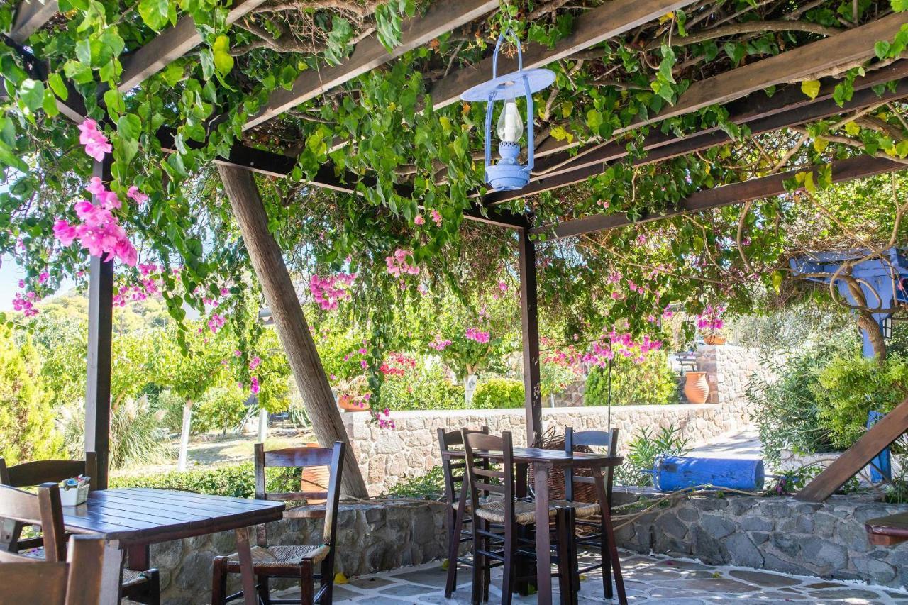 Vagia Traditional, Aegina Island Bagian luar foto