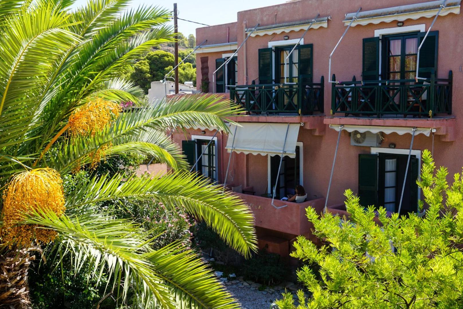 Vagia Traditional, Aegina Island Bagian luar foto